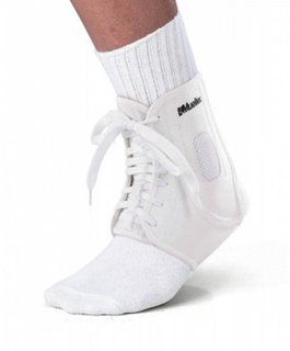 Mueller 43362 01 Ankle Brace ATF2 M 43362 01