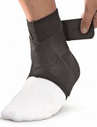 MUELLER ANKLE SUPPORT NEOPRENE W/DUAL COMPRESS 965