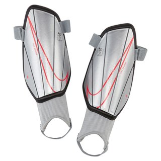 Щитки футбольные Nike Charge SP2165-095