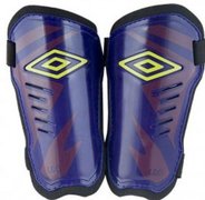 Umbro / Футбол / Футбольные щитки Umbro