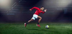 UNDER ARMOUR / Футбол